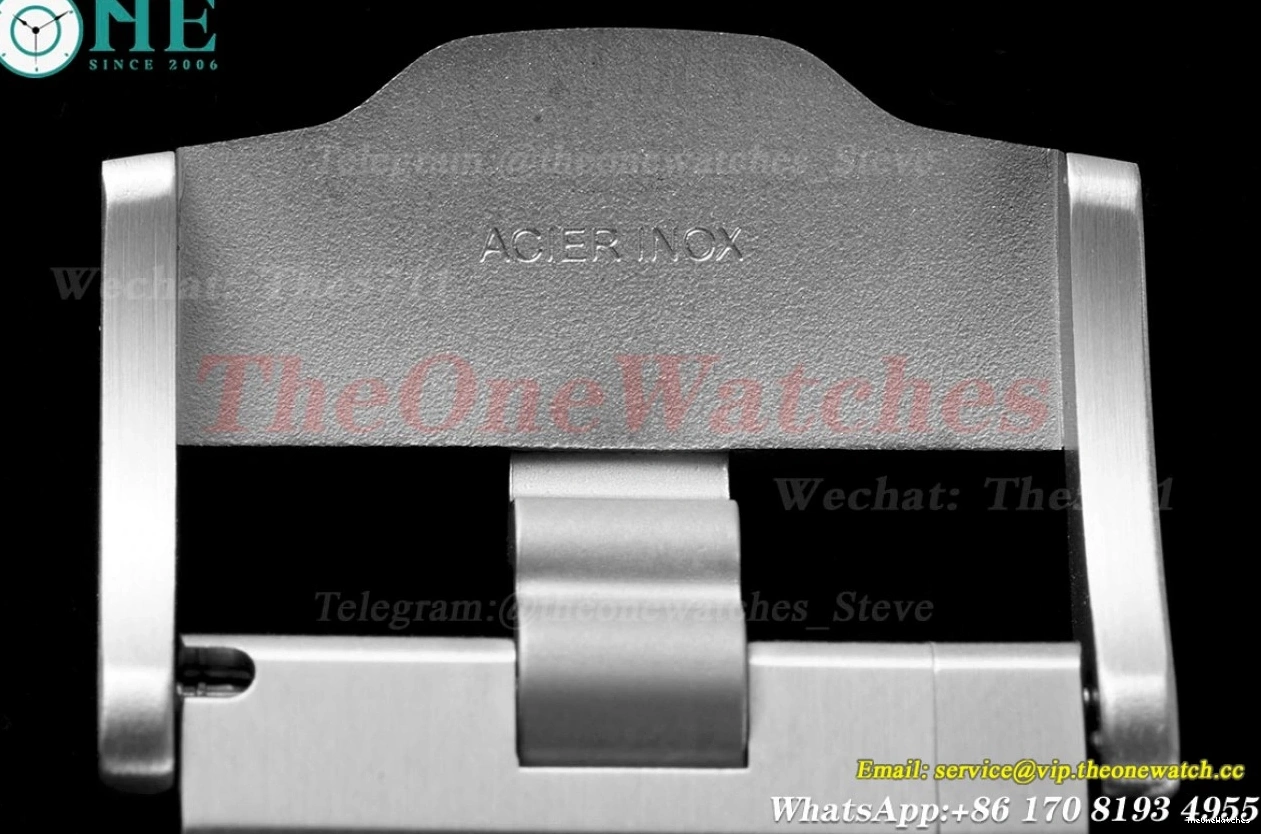 Oak 15720 A4308 Grey APF Stk Offshore Diver Royal SS RU 42mm 0224